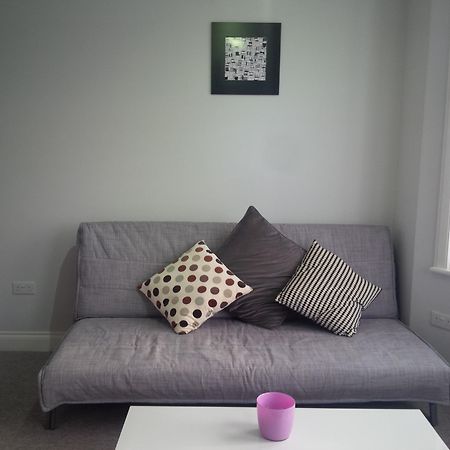 Park House Serviced Apartments Харроу Экстерьер фото