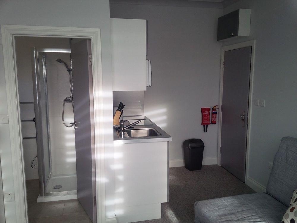Park House Serviced Apartments Харроу Экстерьер фото
