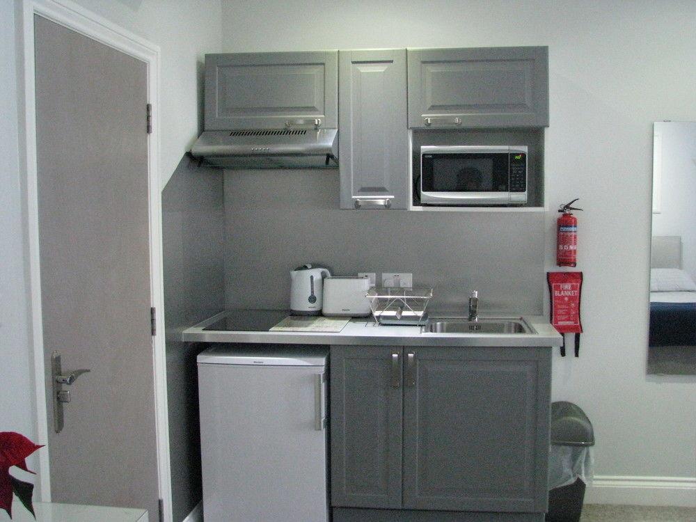 Park House Serviced Apartments Харроу Экстерьер фото