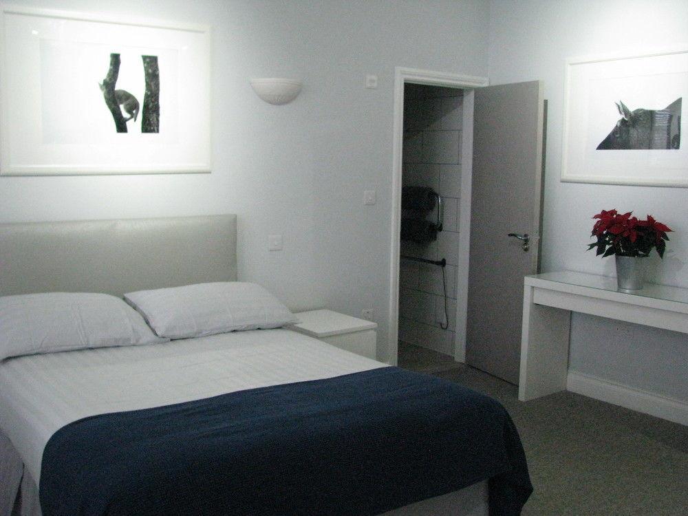 Park House Serviced Apartments Харроу Экстерьер фото