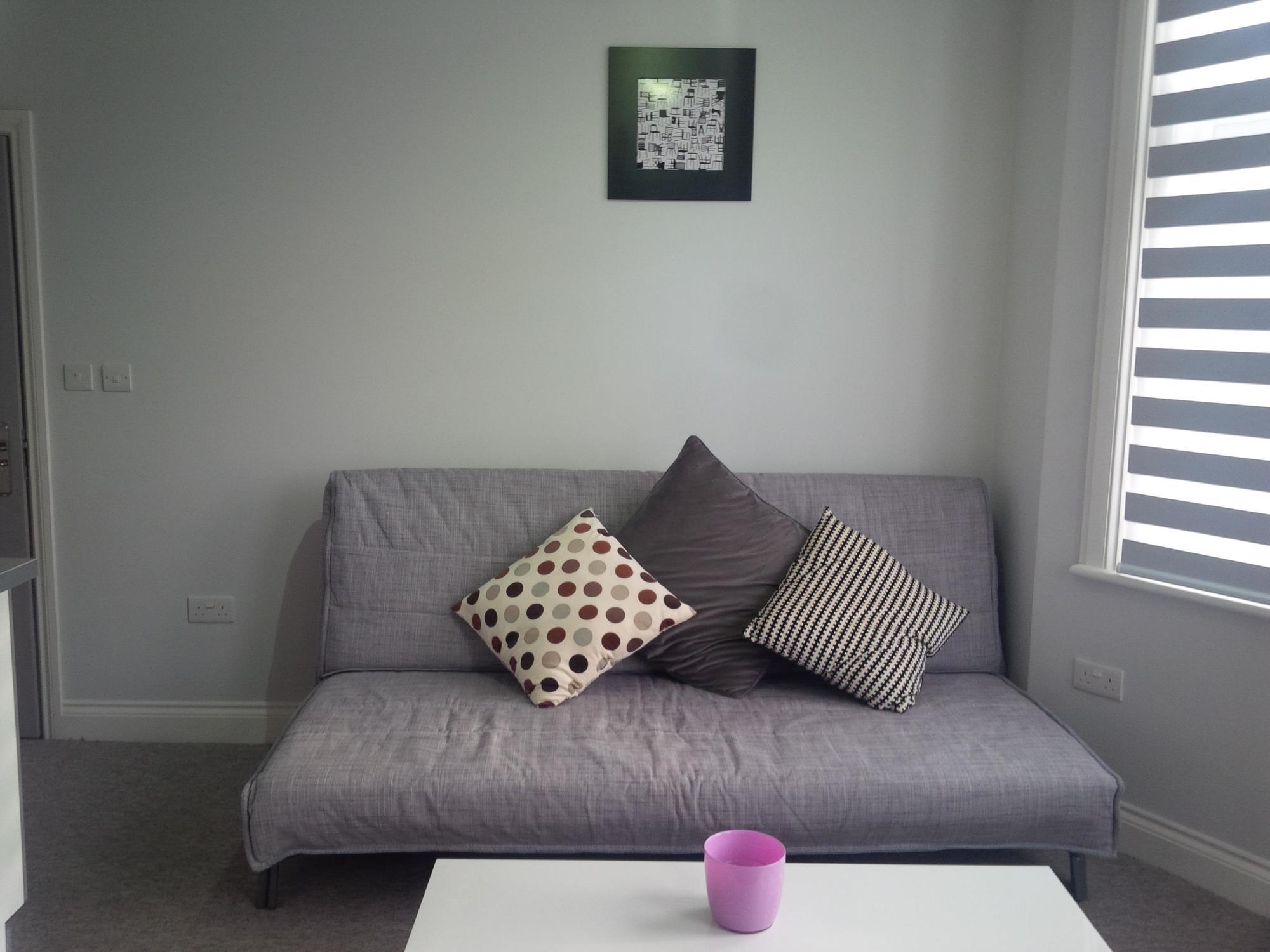 Park House Serviced Apartments Харроу Экстерьер фото